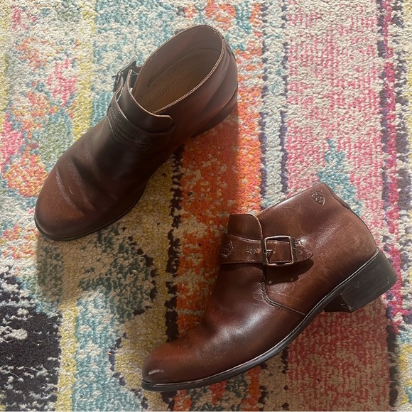 ARIAT - Women's Western Leather Buckle Strap Ankle Boots SIZE 9 - Picture 1 of 10